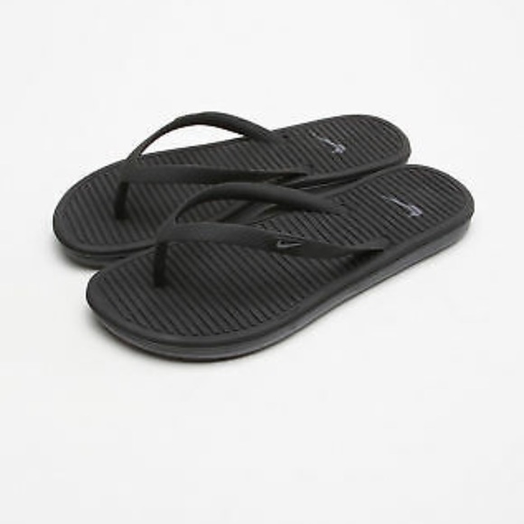 nike rubber flip flops